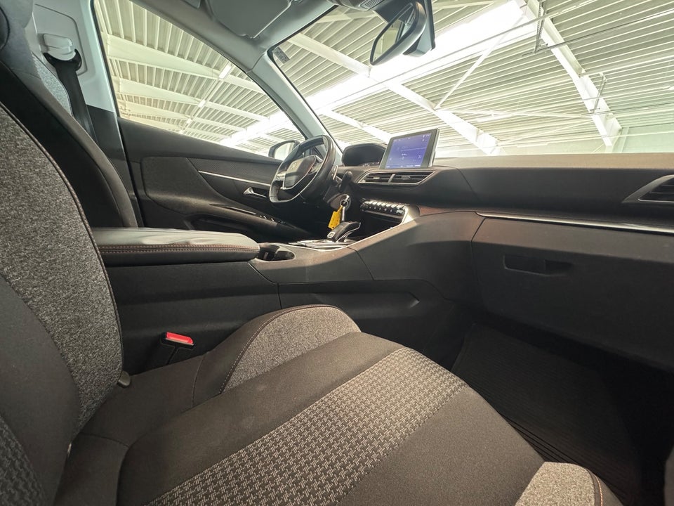 Peugeot 3008 1,2 PureTech 130 Active EAT6 5d