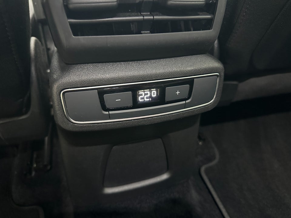 Audi Q4 e-tron 35 Advanced 5d