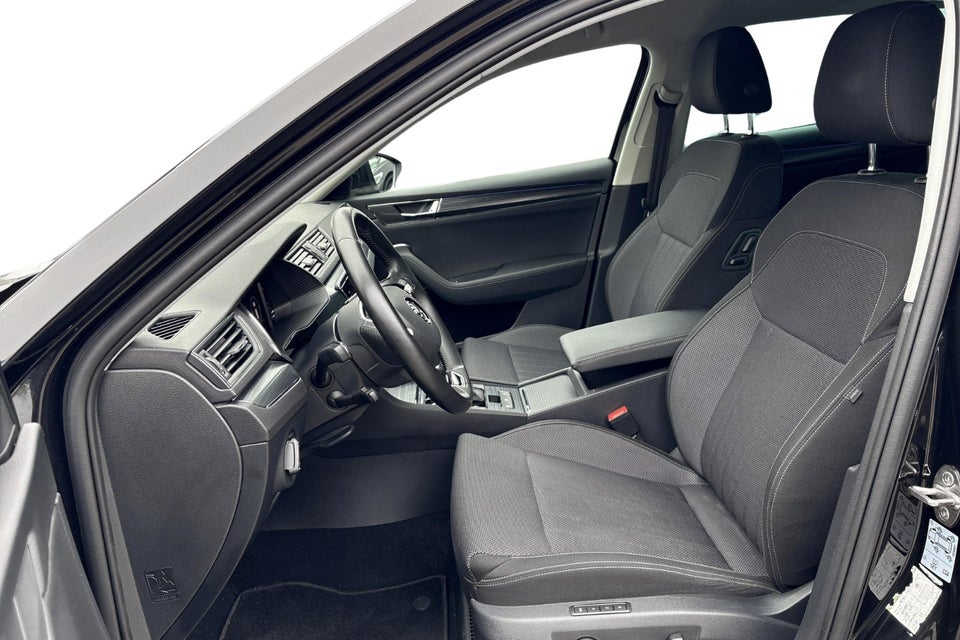 Skoda Superb 1,4 TSi iV Plus Combi DSG 5d