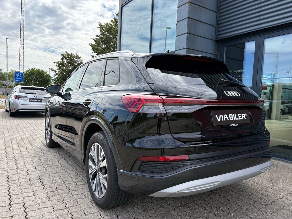 Audi Q4 e-tron 40 Advanced 5d