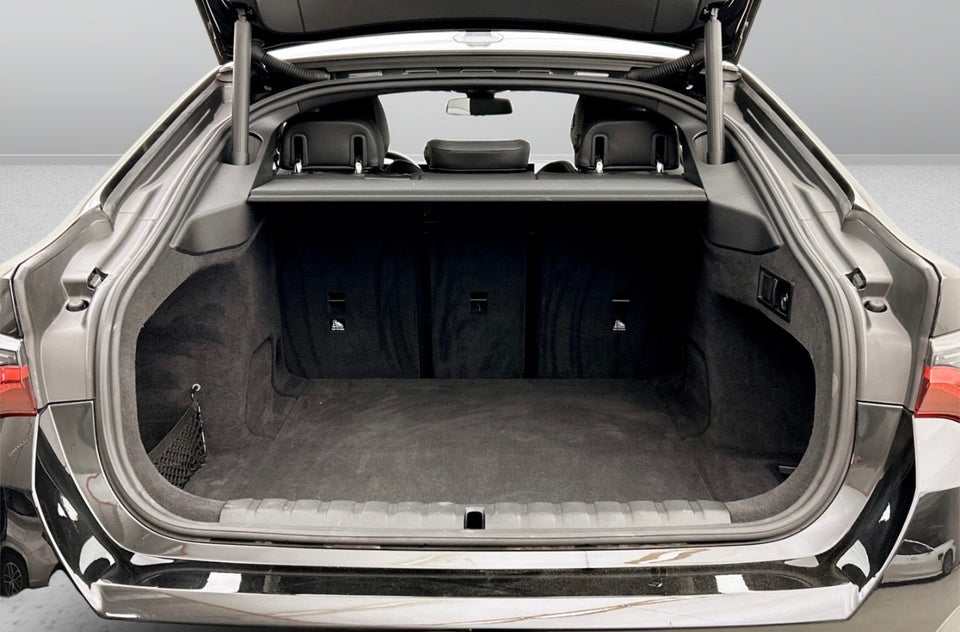 BMW i4 eDrive35 Charged 5d