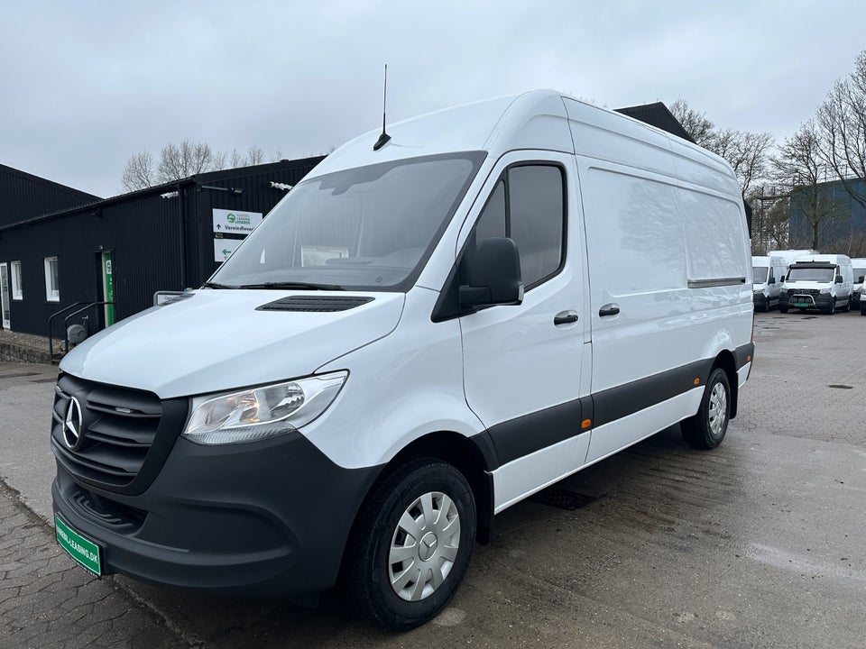 Mercedes Sprinter 317 2,0 CDi A2 Kassevogn aut. RWD