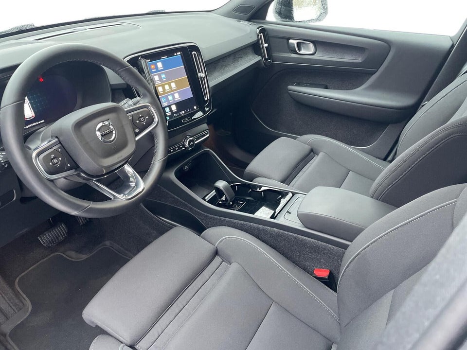 Volvo XC40 ReCharge Extended Range Core 5d