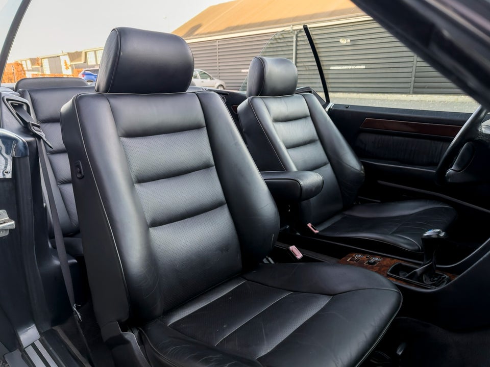 Mercedes E220 2,2 Cabriolet 2d