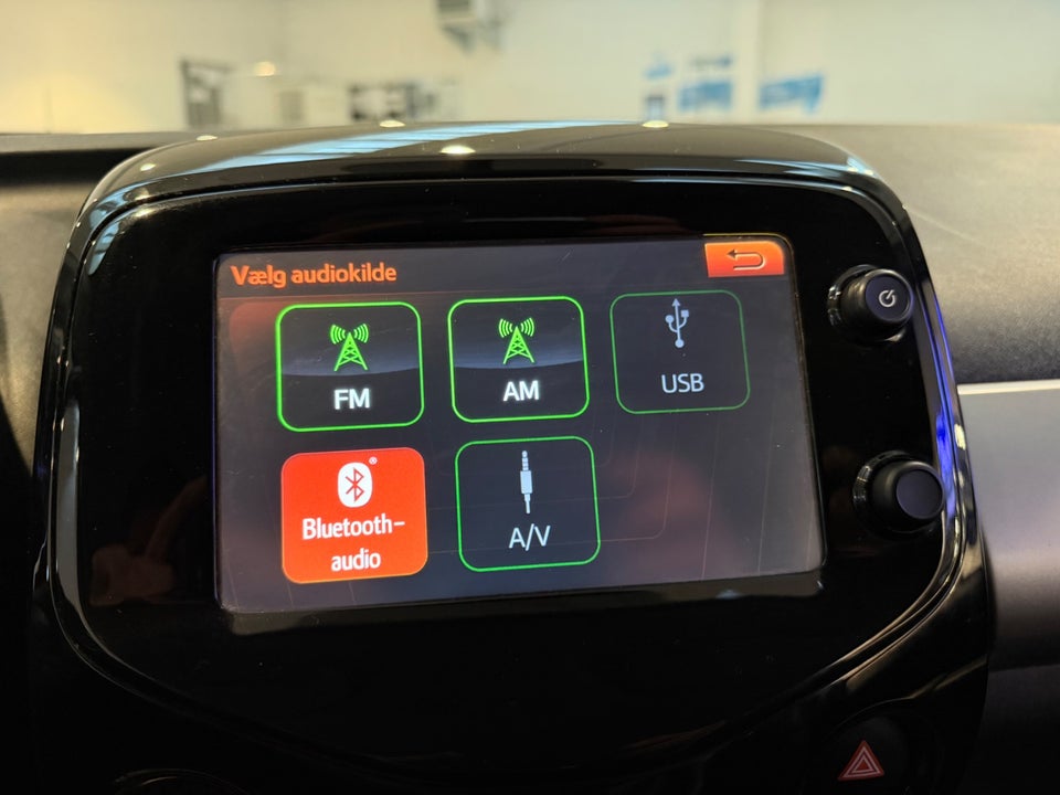 Peugeot 108 1,0 e-VTi 69 More 5d