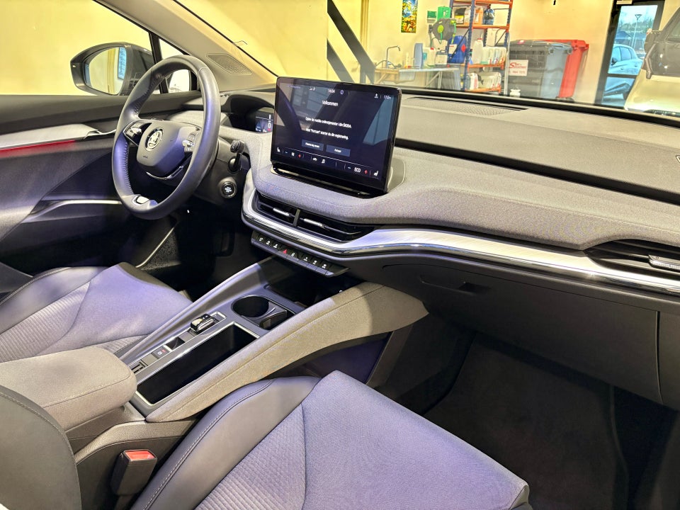 Skoda Enyaq 80 iV Plus 5d