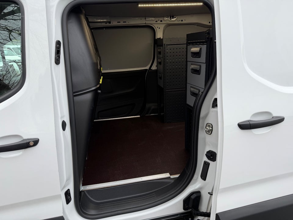 Toyota ProAce City 1,5 D 130 Long Comfort aut. 5d