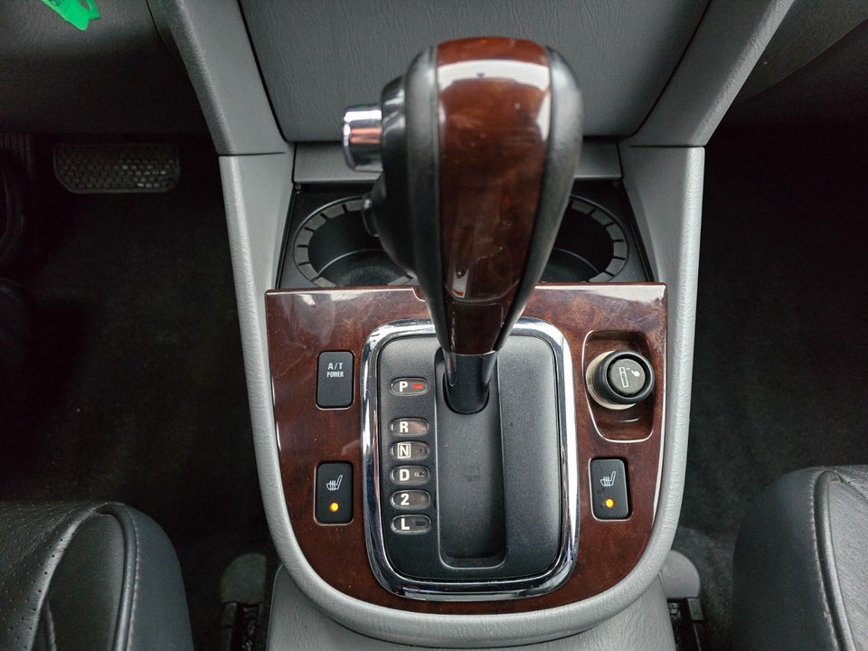 Suzuki Grand Vitara 2,5 V6 Active aut. Van 5d