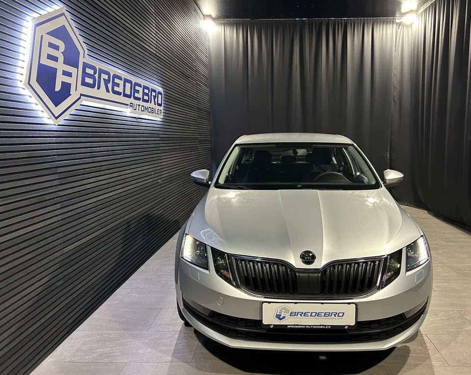 Skoda Octavia 1,6 TDi 115 Style 5d