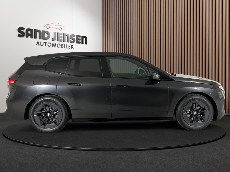 BMW iX xDrive45 Sport Line 5d