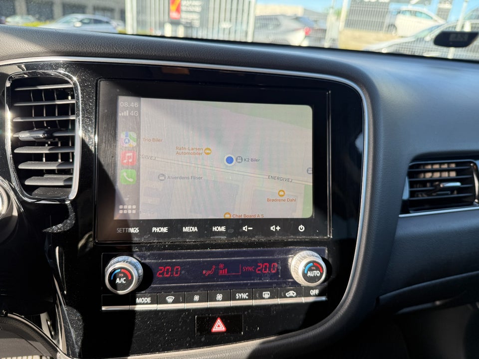 Mitsubishi Outlander 2,4 PHEV Intense CVT 4WD 5d