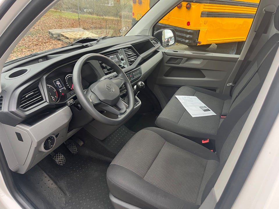 VW Transporter 2,0 TDi 110 Ladvogn lang