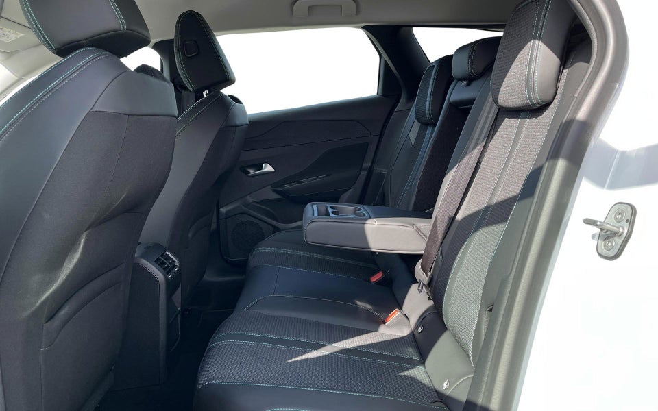 Peugeot e-308 54 Style SW 5d