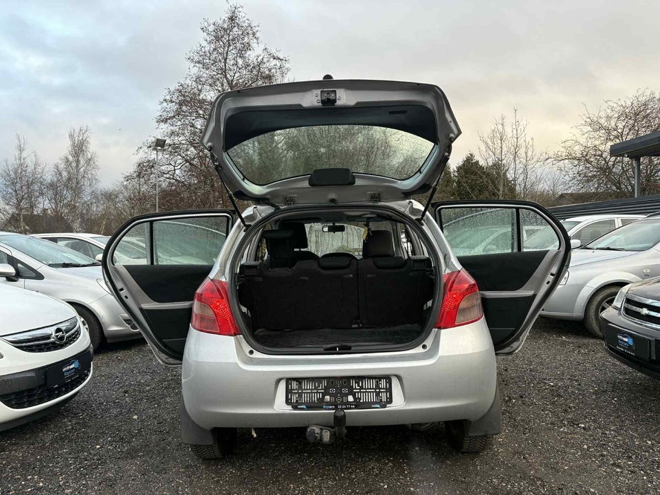 Toyota Yaris 1,4 D-4D Luna 5d