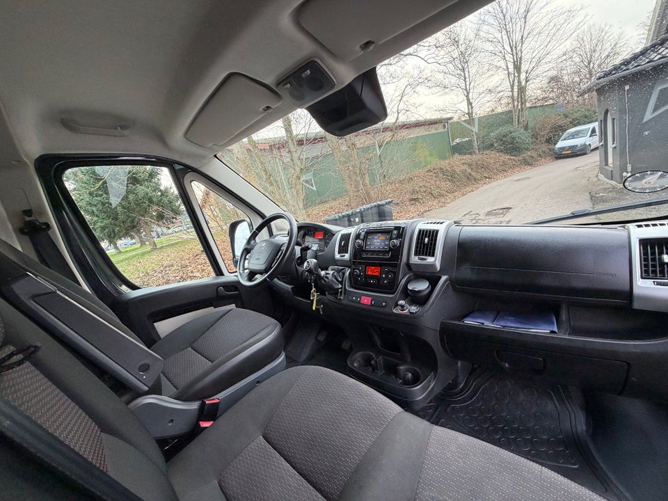 Peugeot Boxer 335 2,0 BlueHDi 163 L2H2 Ultimate