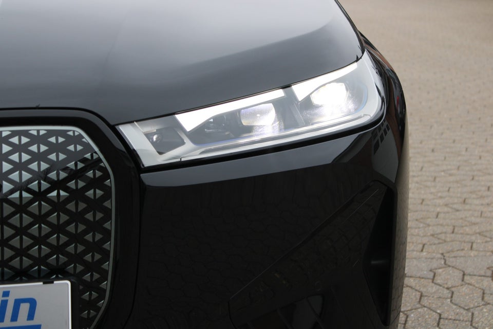 BMW iX xDrive40 Sport 5d