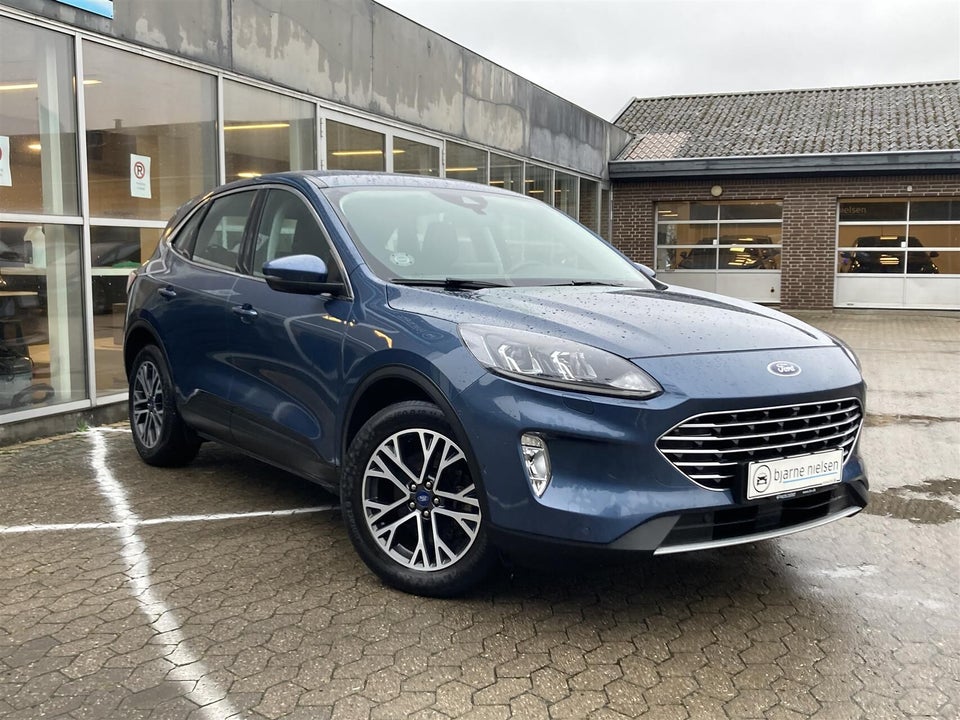 Ford Kuga 2,5 PHEV Titanium CVT 5d