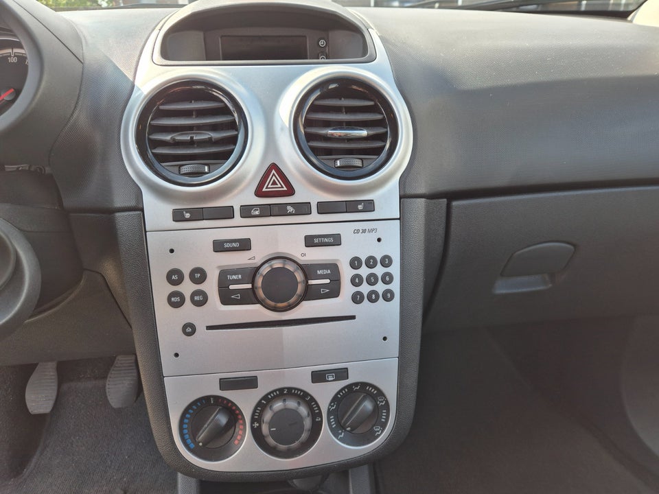 Opel Corsa 1,0 12V Enjoy 5d