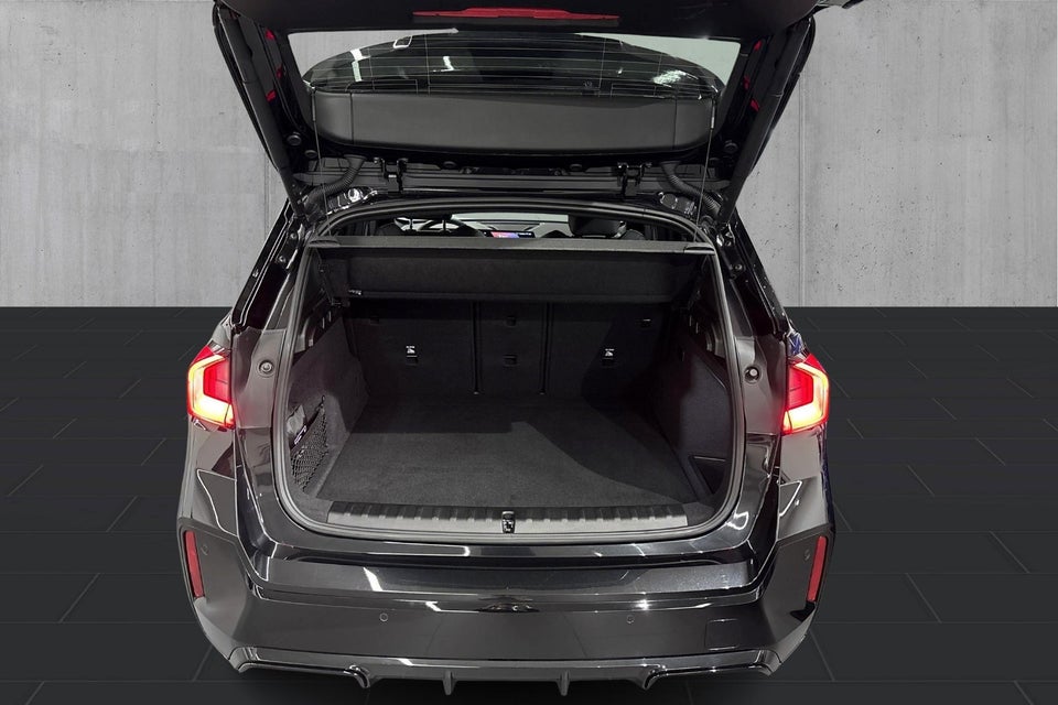 BMW iX1 eDrive20 M-Sport 5d