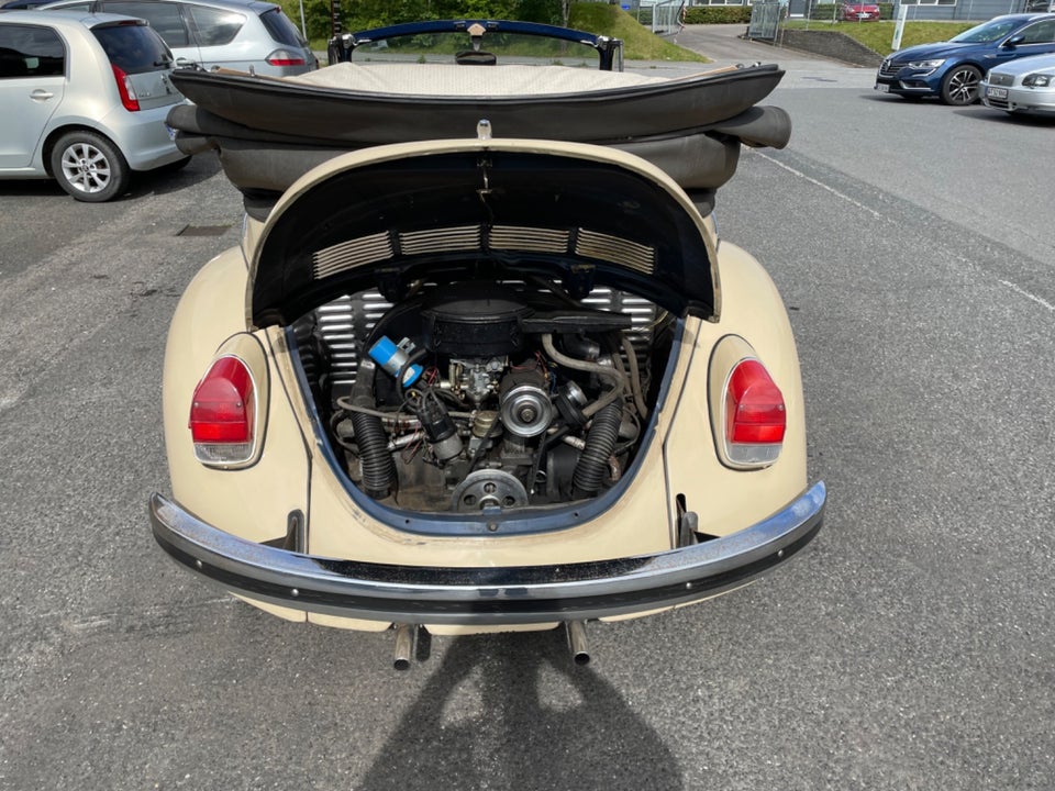 VW 1302 1,5 Cabriolet 2d