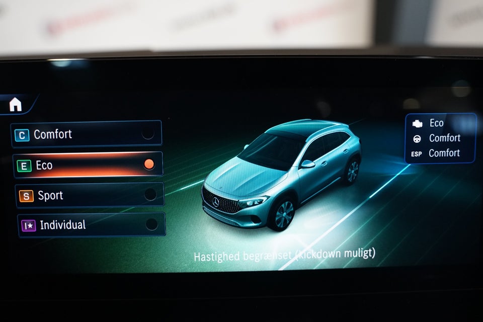 Mercedes EQA250+ Progressive 5d