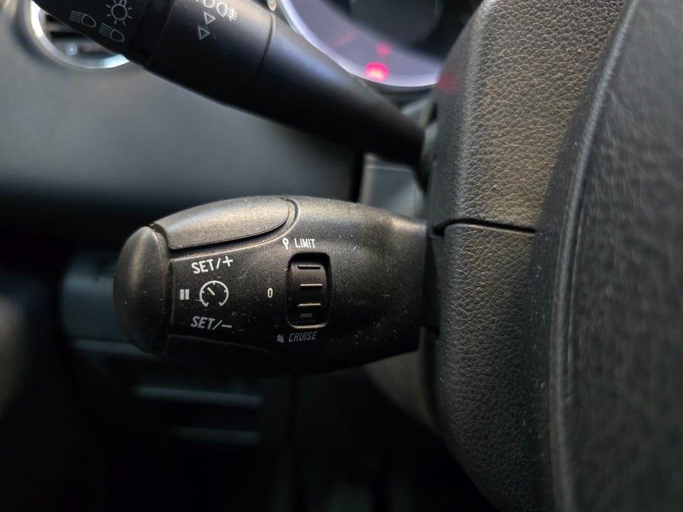 Peugeot 3008 2,0 HDi 150 Active Van 5d