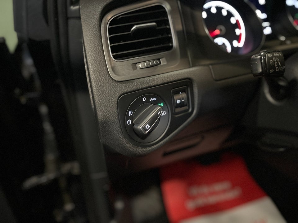 VW Golf VII 1,4 TSi 122 Comfortline Variant DSG BM 5d