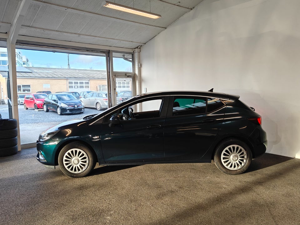 Opel Astra 1,6 CDTi 110 Enjoy 5d