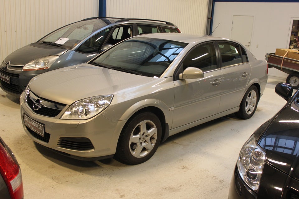 Opel Vectra 2,0 Turbo Comfort 4d