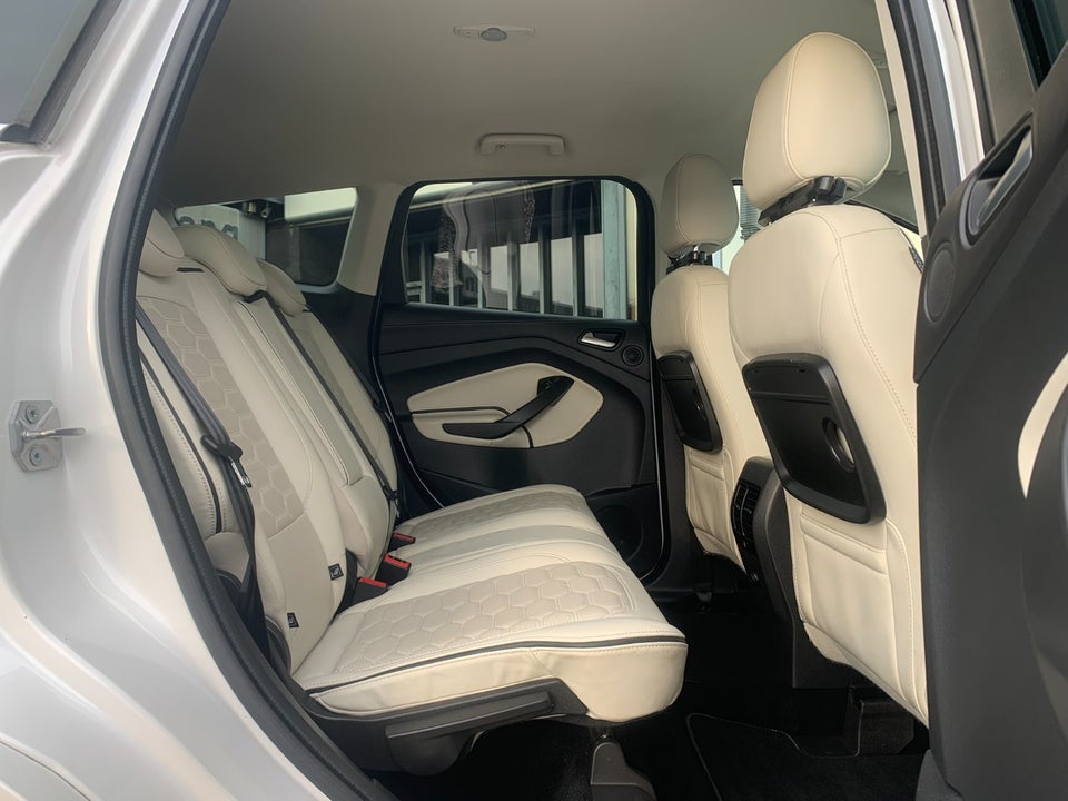 Ford Kuga 2,0 TDCi 180 Vignale aut. AWD 5d