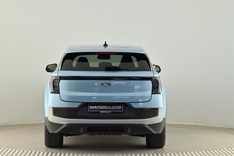 Ford Explorer 84 Select Extended Range AWD 5d