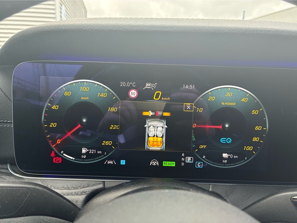 Mercedes E300 de 2,0 AMG Line aut. 4Matic 4d