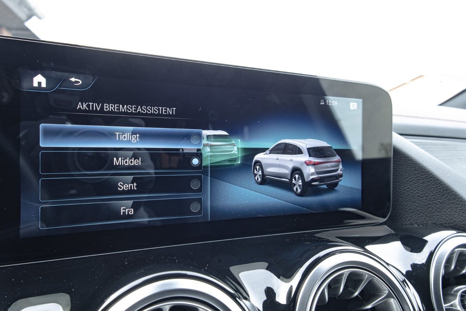 Mercedes EQA250 AMG Line 5d