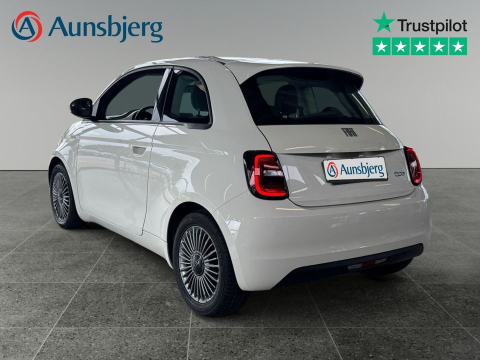 Fiat 500e 42 Icon 3d