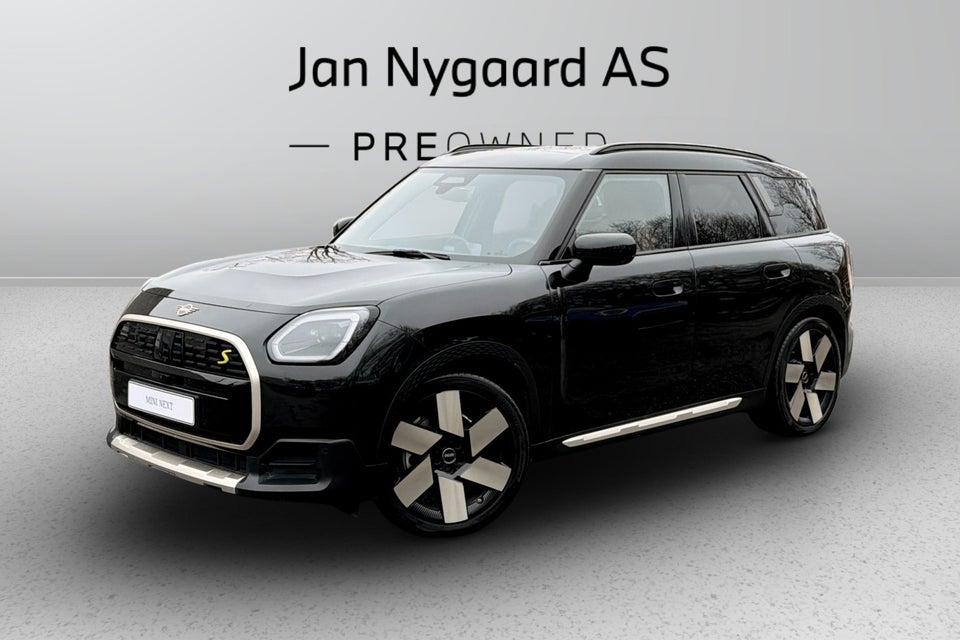 MINI Countryman SE Favoured Trim XL ALL4 5d