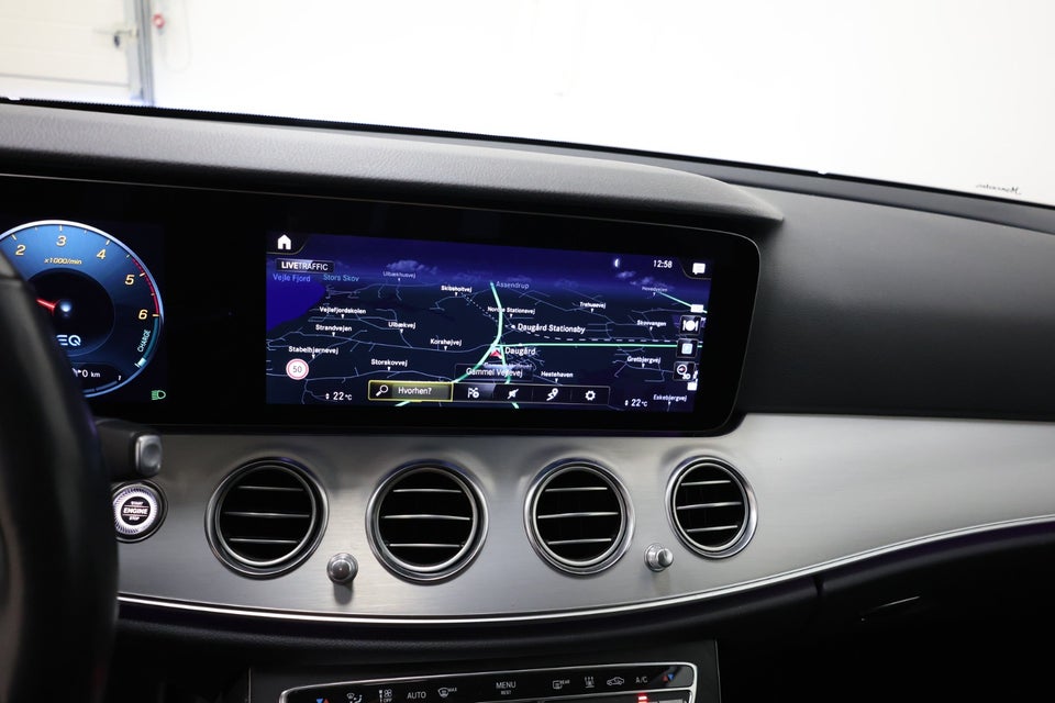 Mercedes E300 de 2,0 stc. aut. 4Matic 5d