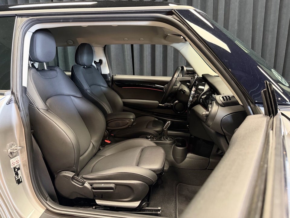 MINI Cooper SE Classic Trim 3d