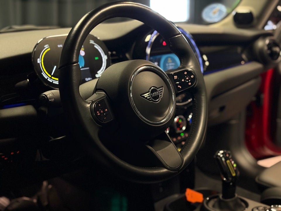 MINI Cooper SE Edition Premium Plus 3d