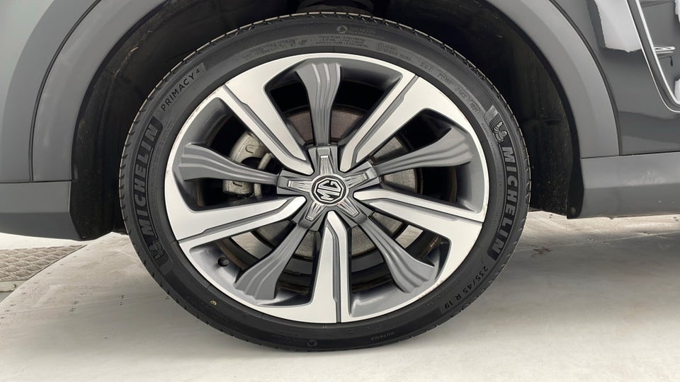 MG Marvel R Performance 5d