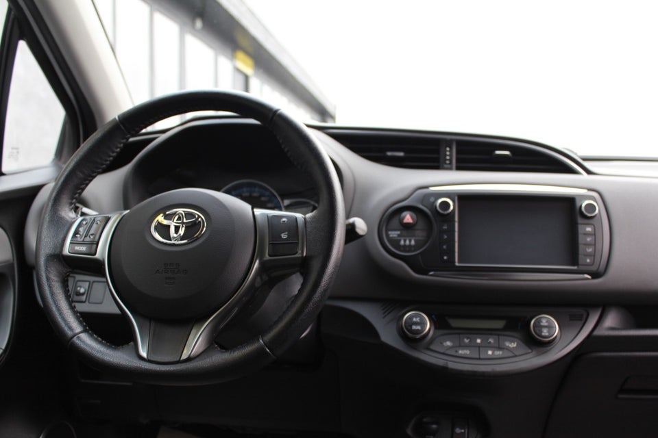 Toyota Yaris 1,5 Hybrid H2 e-CVT 5d