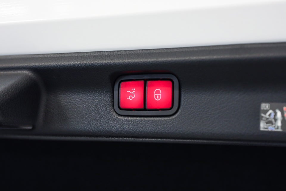 Mercedes EQE350 AMG Line 4d