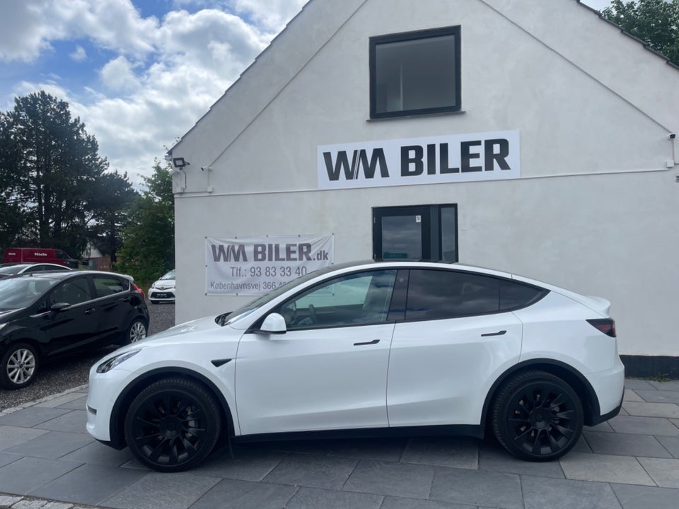 Tesla Model Y Long Range AWD 5d