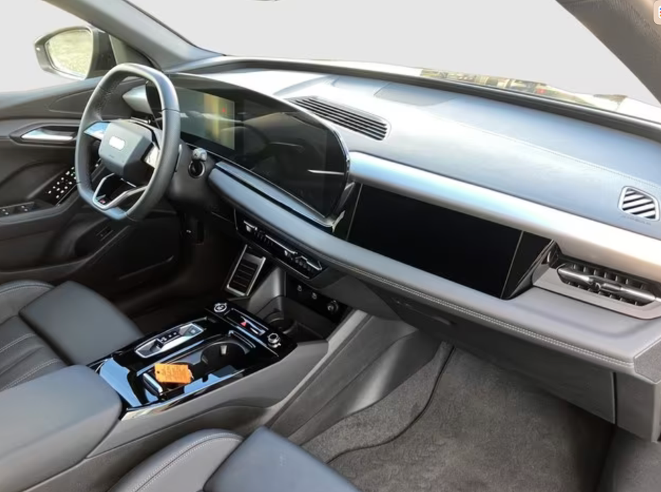 Audi Q6 e-tron Ultra quattro 5d