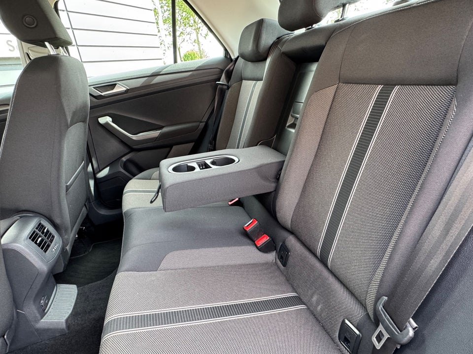 VW T-Roc 1,0 TSi 115 Style 5d