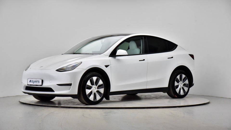 Tesla Model Y Long Range AWD 5d