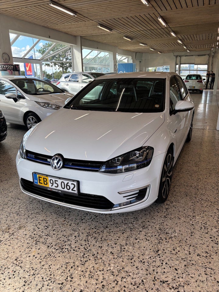 VW Golf VII 1,4 GTE DSG Van 5d