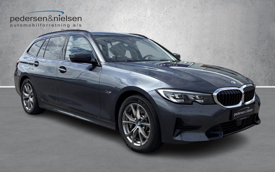 BMW 330e 2,0 Touring Sport Line aut. 5d