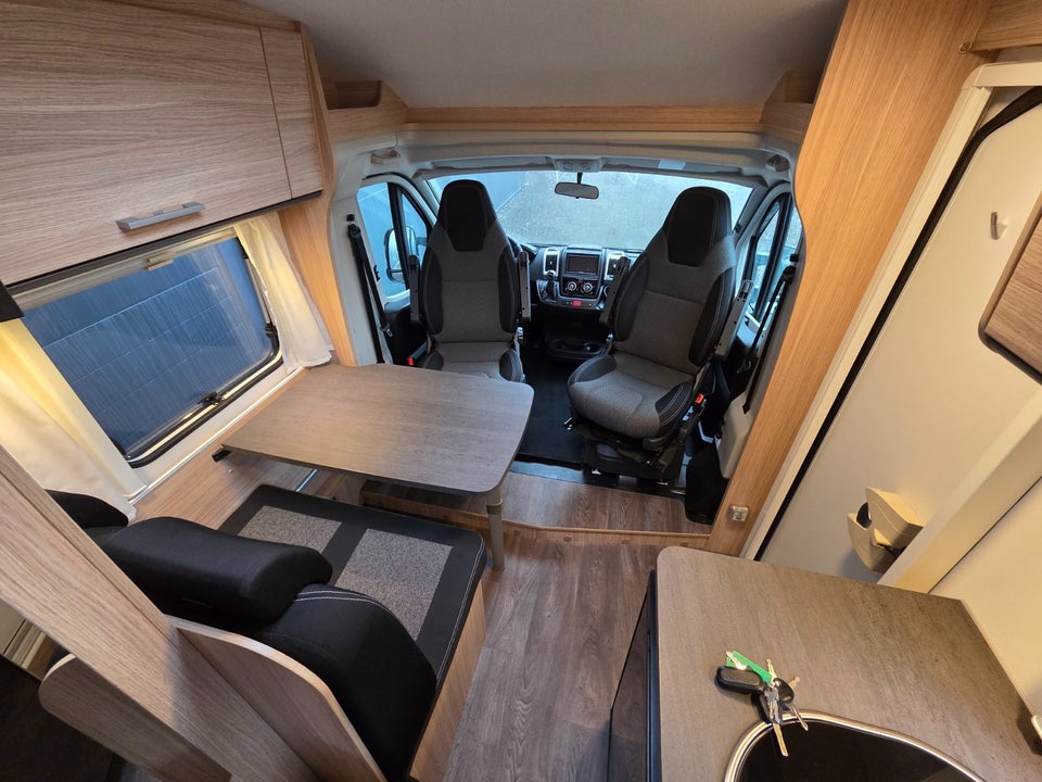 Sunlight V66 2,2 JTD 140 aut. 3d