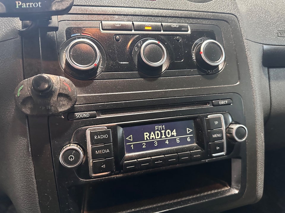 VW Caddy 1,6 TDi 102 Basis BMT Van 5d