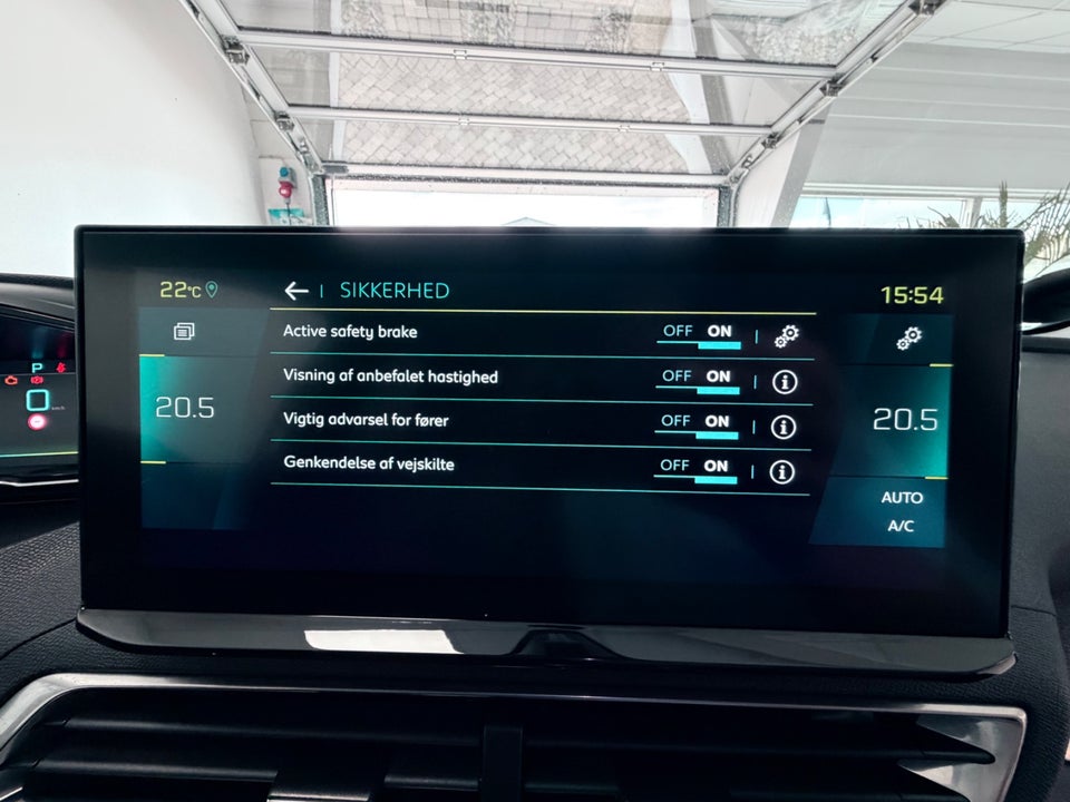 Peugeot 3008 1,6 Hybrid Allure Pack EAT8 5d